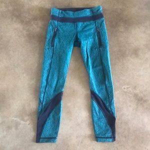 Women’s Lululemon Yoga Pants